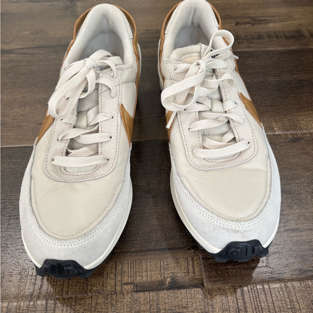 Nike Cream/White and Gold Sneakers - Picture 3 of 9